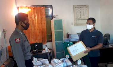 Pandemi-Covid-19,-Ketua-Umum-Bhayangkari-Pusat-Beri-Bantuan-Tenaga-Medis-Kabupaten-Kupang