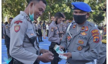 Operasi-Gaktibplin,-Propam-Polres-Mabar-Cek-Sikap-Tampang-dan-Kelengkapan-Surat-Personil