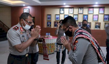 Wakapolda-NTT-Sambut-Kedatangan-Tim-Wasrik-Itwasum-Polri-di-Mapolda-NTT