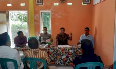 Problem-Solving,-Bhabinkamtibmas-Polsek-Nangapanda-Mediasi-Warganya-Yang-Sedang-Bermasalah