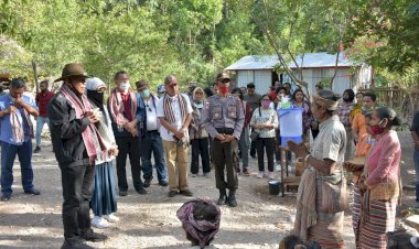 Bertemu-Raja-Boti,-Kapolda-Harap-Agar-Adat-dan-Budaya-tetap-dijaga,-Namun-Tetap-Memperhatikan-Pendidikan-Anak-Anak