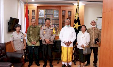 Jalin-Silaturahmi-dengan-Tokoh-Agama,-Kapolda-NTT-Menerima-Kunjungan-dari-Ketua-Beserta-Pengurus-PHDI-NTT