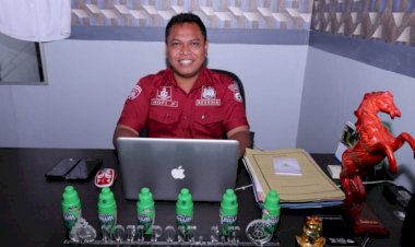 Serahkan-Diri-Tersangka-Tindak-Pidana-Perbankan-Bnak-Ntt-Oelamasi-,-Jalani-Pemeriksaan