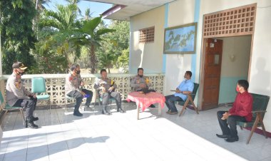 Di-Lembata,-Kapolda-NTT-Lakukan-Kunjungan-Silaturahmi-Dengan-Tokoh-Agama