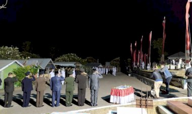 Kapolres-Sikka-Hadiri-Apel-Kehormatan-dan-Renungan-Suci-Dalam-Rangka-Memperingati-Hari-Ulang-Tahun-Kemerdekaan-RI