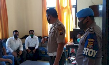 Propam-Polres-Manggarai-Lakukan-Razia-Masker-Kepada-Personel-Polres-Manggarai