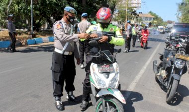 Provost-Polda-NTT-Gandeng-POM-AD-Sidak-Anggota