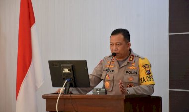 Gelar-Tatap-Muka-Bersama-Personil-Polres-Belu,-Kapolda-NTT-:-Jadikan-Tugas-Sebagai-Bagian-Ibadah-Kita