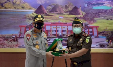 Perkuat-Sinergitas,-Kapolda-NTT-Menerima-Kunjungan-Silaturahmi-dari-Kajati-NTT