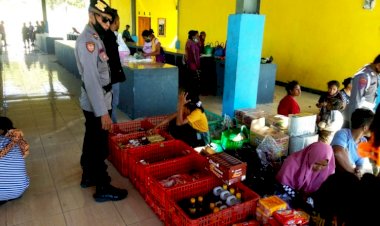 Polsek-Alor-Timur-Laksanakan-Patroli-Pasar-dan-Terapkan-Protokol-Kesehatan