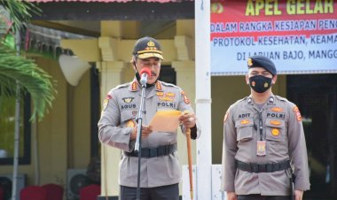 Kabaharkam-Polri-Pimpin-Apel-Gelar-Pasukan-Kesiapan-Simulasi-Protokol-Keselamatan-dan-Keamanan