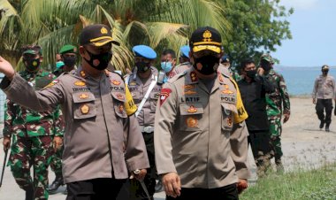 Merespon-Bencana-Alam-Erupsi-Gunung-Ile-Lewotolok,-Kapolda-NTT-dan-Pejabat-TNI-NTT-Tiba-di-Lembata