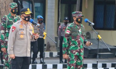 Kapolda-NTT-dan-Danrem-161/WS-Pimpin-Apel-Bersama-TNI-Polri-di-Polres-Lembata