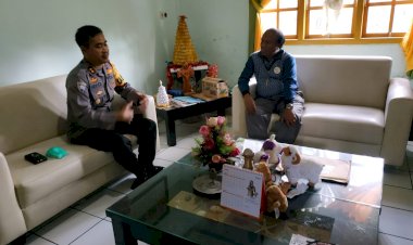 Kapolres-Ngada-Silaturahmi-Ke-Gereja-Kevikepan-Bajawa