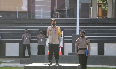 Pimpin-Apel-Perdana-di-Tahun-2021,-Kapolda-NTT-:-Proyeksi-Tantangan-Ke-depan-Tidak-Akan-Mudah-Tetapi-Akan-Semakin-Penuh-Dengan-Dinamika