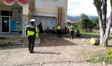 Tidak-Kenal-Lelah,-Polres-Manggarai-Terus-Lakukan-Imbuan-Prokes-Pada-Masyarakat