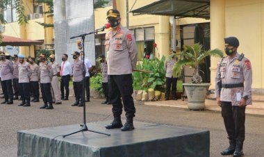 Beri-Arahan-Pada-Apel-Pagi,-Kapolda-NTT-Berharap-Seluruh-Anggota-Segera-Mengetahui-Program-Presisi-Kapolri