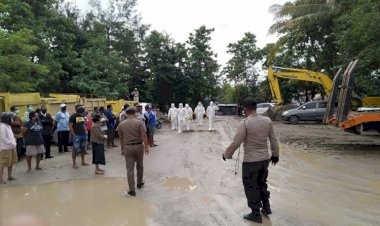 Polsek-Takari-Amankan-Proses-Pemakaman-Pasien-Covid-19