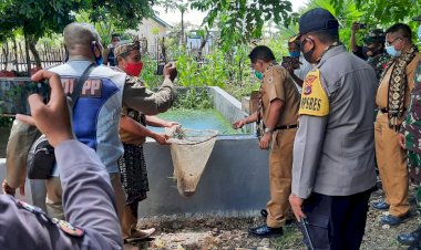 Kapolres-Sabu-Raijua-Launching-Kampung-Tangguh-dan-Peletakan-Batu-Pertama-Pos-Pantau-Covid-19-di-Desa-Loboaju