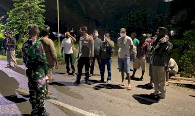 Bertindak-Cepat,-Kapolres-Alor-Selesaikan-Pertikaian-Antara-Dua-Kelompok-Pemuda-di-Alor