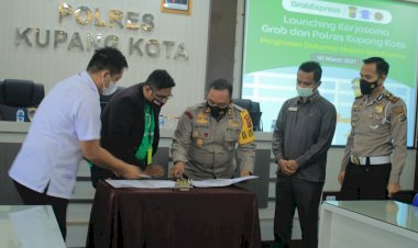 Tingkatkan-Pelayanan-Publik,-Polres-Kupang-Kota-Jalin-kerjasama-Dengan-Grab-Terkait-Pengiriman-Dokumen