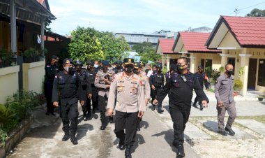 Kapolda-NTT-Tinjau-Asrama-Brimob-Polda-NTT