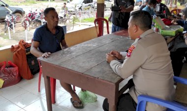 Terseret-Banjir-Saat-Menolong-Warga,-Bripka-Nicolaus-Dijenguk-Kapolda-NTT