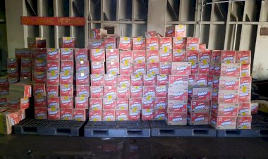 Bantuan-Sosial-Sebanyak-2,8-Ton-dari-Korpbrimob-Tiba-di-Kupang