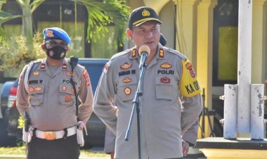 Pengamanan-Hari-Raya-Idul-Fitri-1442-H-tahun-2021-di-Labuan-Bajo,-Polres-Manggarai-Barat-Pasang-CCTV-di-Masjid-dan-Gereja