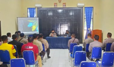 Supervisi-di-Polres-Lembata,-Setum-Polda-NTT-Sosialisasi-Peraturan-Kapolri-Nomor-7-Tahun-2017