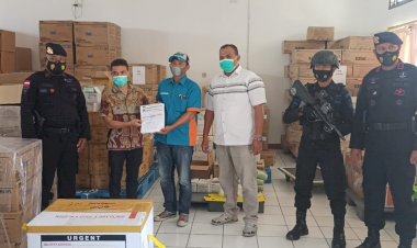 Polda-NTT-Kawal-VVIP-Vaksin-Sinovac-Untuk-Nakes,-Pelayanan-Publik-dan-Lansia