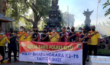 Sambut-Hari-Bhayangkara-ke-75,-Polres-Belu-Gelar-Kerja-Bhakti-Bersama-TNI
