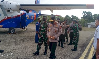 Pastikan-Situasi-PSU-Aman,-Kapolda-NTT-Bersama-Danrem-161/WS,-Terbang-Menuju-Sabu-Raijua