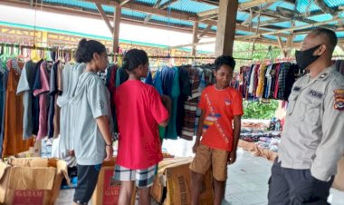 Penertiban-Protokol-Kesehatan-di-Pasar-Maliang-Oleh-Personil-Polsek-Pantar-Barat