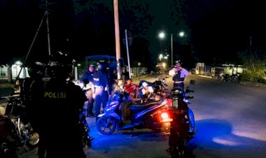 Cegah-Peningkatan-Kasus-Covid-19,-Unit-Turjawali-Samapta-Imbau-Warga-Stop-Berkerumun-dan-Taati-Prokes