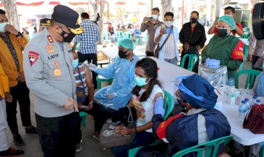 Serbuan-Vaksin-Massal-Tahap-Kedua,-Polda-NTT-Targetkan-1.100-Dosis-Bagi-Masyarakat-Kota-Kupang