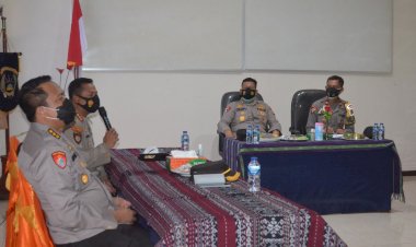 Irwasda-Polda-NTT-Ingatkan-Personil-Sikka-Laksanakan-Tugas-Secara-Humanis