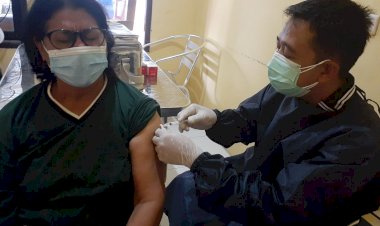 Sukseskan-Vaksinasi-Nasional,-Biddokkes-Polda-NTT-Gelar-Respon-Vaksinasi-Tahap-II-Untuk-Masyarakat