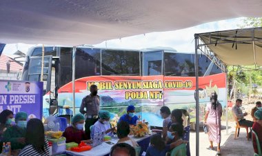 Sambut-HUT-Lalulintas-Polri-ke-66,-Ditlantas-Polda-NTT-Gelar-Pelayanan-Vaksinasi-Keliling-Menggunakan-Mobil-Senyum-Siaga-Covid-19-di-Oebufu