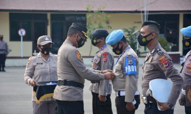 75-Perserta-Bintara-Mengikuti-Pelatihan-Fungsi-Kewilayahan-Polri-di-SPN-Polda-NTT