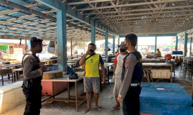 Pastikan-Masyarakat-Beraktivitas-dengan-Aman-dan-Nyaman,-Personel-Turjawali-Ditsamapta-Polda-NTT-Gelar-Patroli-Cipta-Kondisi