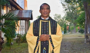 Pastor-Paroki-Roh-Kudus-Labuan-Bajo-:-Kehadiran-Panglima-TNI-dan-Kapolri-di-Daerah-Pariwisata-Super-Premium-Labuan-Bajo-Merupakan-Sesuatu-Kehormatan-dan-Bernilai-Positif