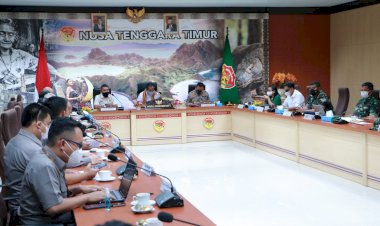 Kapolda-NTT-Hadiri-Rapat-Koordinasi-Bersama-Deputi-Bidang-Pertahanan-dan-Keamanan-Kemenko-Polhukam-RI