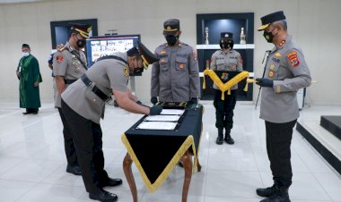 Kapolda-NTT-Pimpin-Serah-Terima-Jabatan-Empat-Pejabat-di-Lingkungan-Polda-NTT