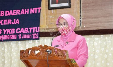 Tatap-Muka-dengan-Pengurus-Cabang-TTU,-Ketua-Bhayangkari-Daerah-NTT-Minta-Anggotanya-Hidup-Sederhana