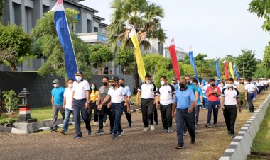 Irwasda-Polda-NTT-Ikuti-Olahraga-Bersama-TNI-POLRI-dan-Forkopimda
