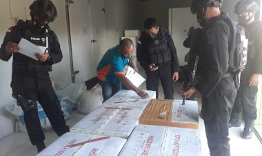 Upaya-Putus-Rantai-Covid-19,-Pemerintah-Distribusikan-7.500-Vial-untuk-Provinsi-NTT