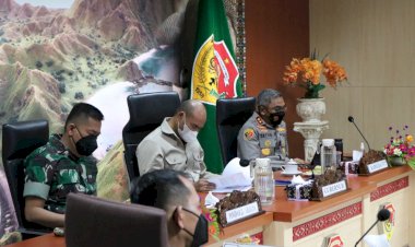 Secara-Virtual-Kapolda-NTT-Bersama-Gubernur-dan-Pangdam-IX/Udayanan-Ikuti-Arahan-Presiden-RI-Terkait-Penanganan-Pandemi-Covid-19