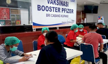 Gandeng-BRI-Cabang-Kupang,-RS-Bhayangkara-Gelar-Vaksinasi-Booster-Bagi-Masyarakat