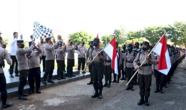 198-Bintara-Remaja-Ditsamapta-Polda-NTT-Jalani-Tradisi-Pembaretan,-Kapolda-NTT-:--Kegiatan-ini-Dalam-Rangka-Memupuk-Jiwa-Korsa-dan-Tingkatkan-Motivasi-Diri